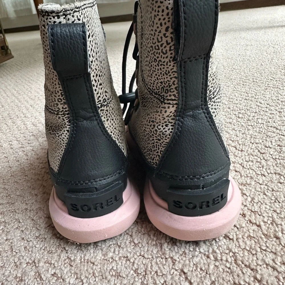 Stylish Kids Boots with Pink Soles - Picture 4 of 5